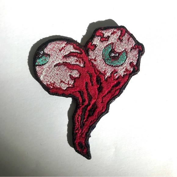 Original Design Iron-On velvet embroidered patches - Picture 1 of 7